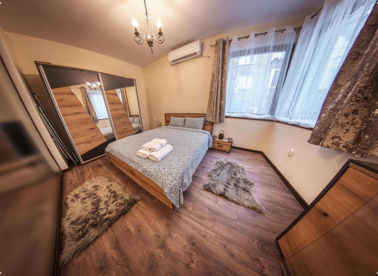 Design 1Bdr Apartment In Top Center - Free Parking Sofia Exterior photo