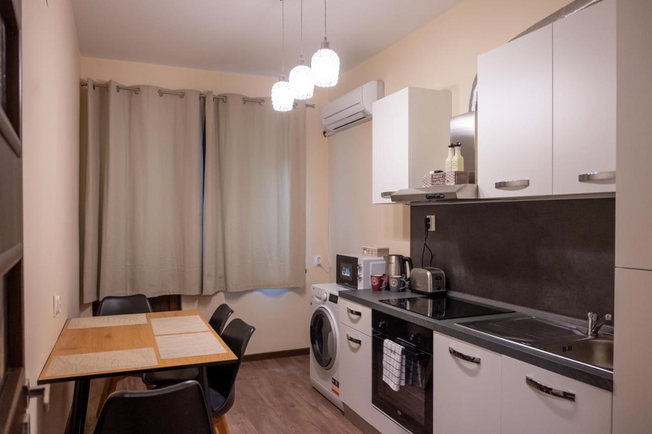 Design 1Bdr Apartment In Top Center - Free Parking Sofia Exterior photo