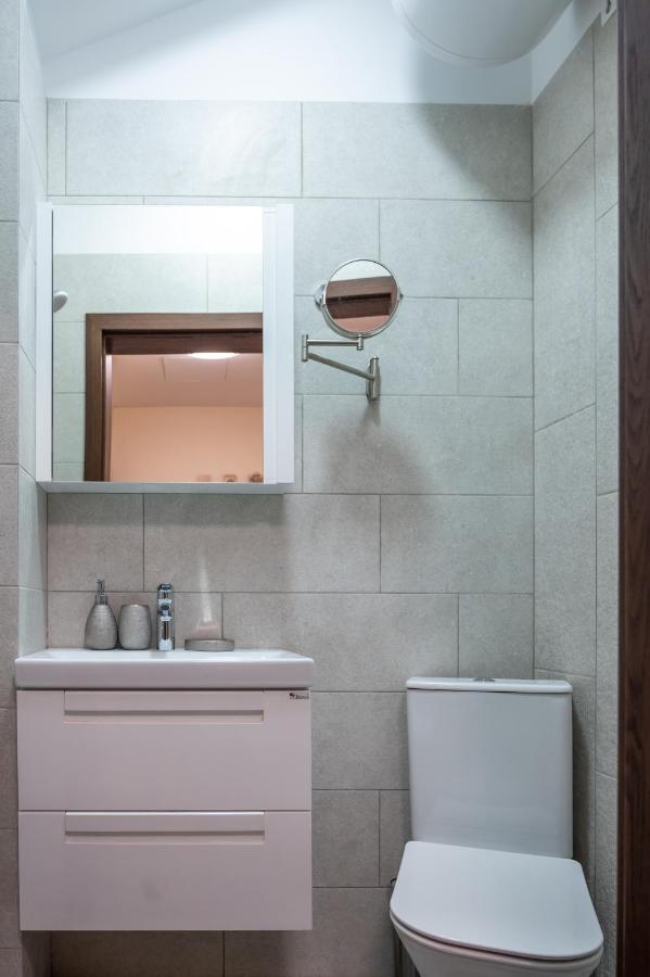 Design 1Bdr Apartment In Top Center - Free Parking Sofia Exterior photo